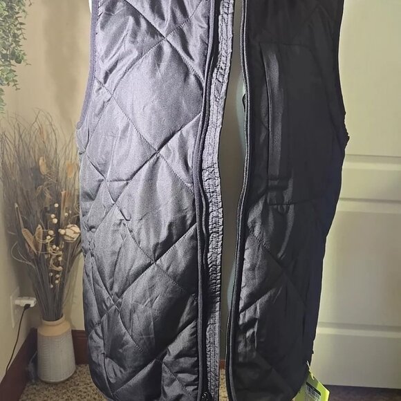 1 NWY All in motion women vest medium - Picture 2 of 9